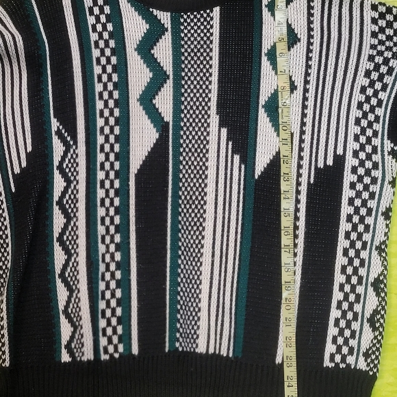 Vintage 90's Montebello abstract knit sweater - Picture 6 of 7